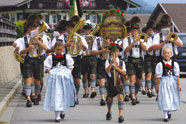 Alpenwelt Karwendel - Gästehaus Brigitta - Ferienwohnungen